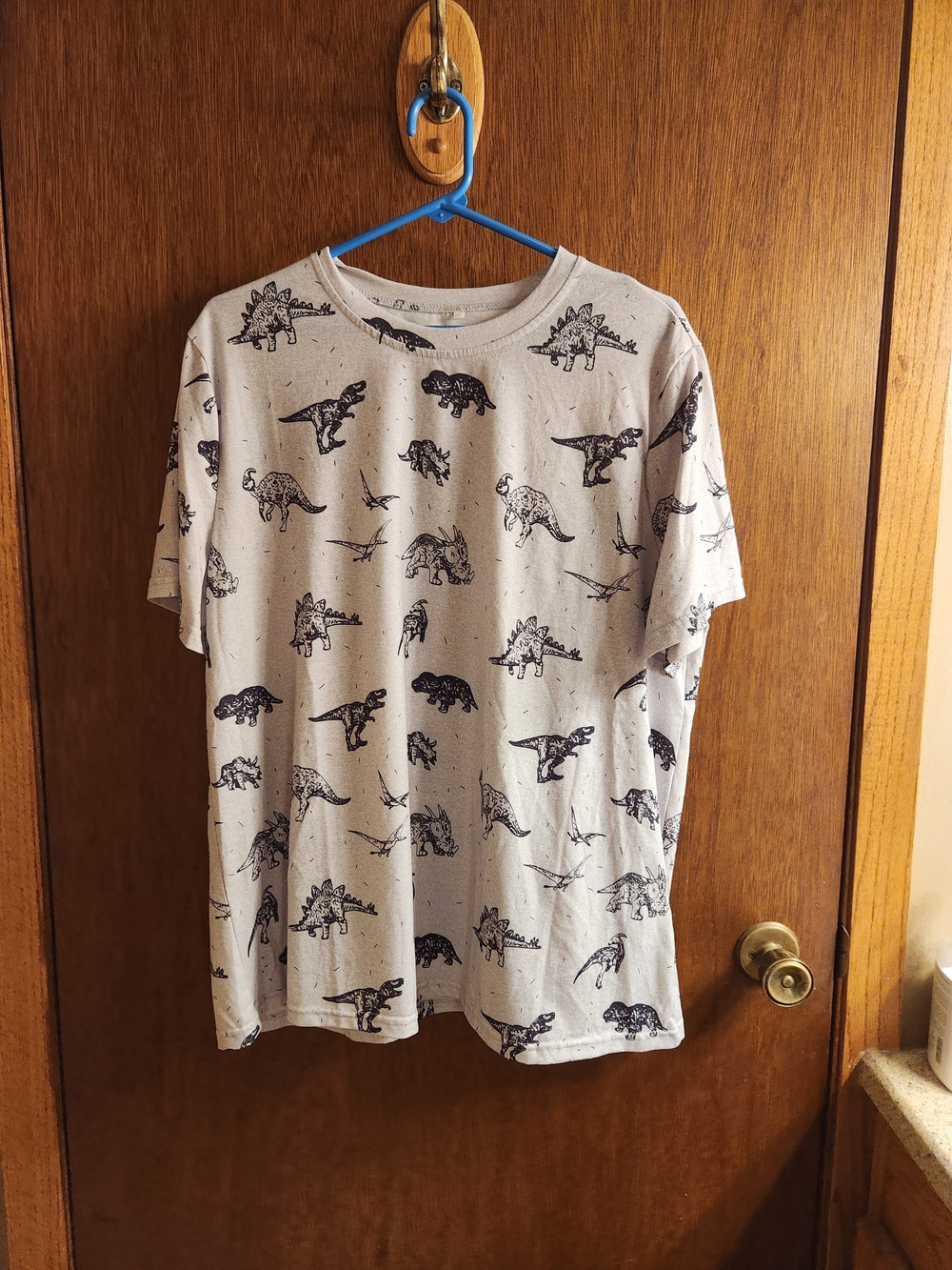 Mens 2XLG DINOSAUR SPECIES TSHIRT MINT CONDITION COTTON Print On Both Sides .